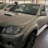 Toyota Hilux double cabin diesel engine manual gear thumb 5
