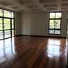4 Bed Apartment with En Suite in Westlands Area thumb 6