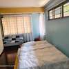 5 Bed House with En Suite at Lavington Green thumb 8