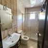 5 Bed House with En Suite in Lavington thumb 18