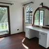 5 Bed House with En Suite at Ridgeways thumb 7