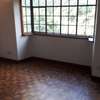 2 Bed House with Aircon in Runda thumb 3