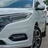 Honda Vezel Hybrid white 2018 2WD thumb 2