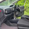 Toyota vitz thumb 6