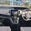 Nissan  Serena hybrid thumb 6