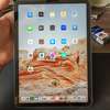 iPad Air 4th Generation 2020 (bought late 2021) 64GB WIFI thumb 2