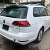 Volkswagen golf tsi thumb 4