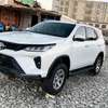 Toyota Fortuner White 2018 4x4 thumb 2