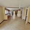 4 Bed House with En Suite in Spring Valley thumb 5