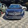 Mercedes-Benz GLA 220 thumb 0