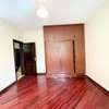 5 Bed Townhouse with En Suite in Lavington thumb 6