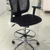 Office Chairs: Cashier High End Chair thumb 2