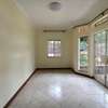 5 Bed Townhouse with En Suite in Rosslyn thumb 7