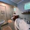 4 Bed House with En Suite at Loresho Crescent thumb 6