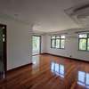 5 Bed House in Runda thumb 12