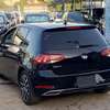 Volkswagen golf thumb 3