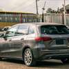 2019 Mercedes-Benz B180 Sunroof thumb 3