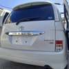 Toyota ISIS PLATANA thumb 5