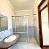 4 Bed House with En Suite at Hatheru Road thumb 16