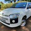 2014 Toyota probox white in excellent condition thumb 0