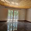 6 Bed House with En Suite at Rosslyn thumb 15