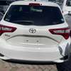 Toyota vitz thumb 1