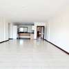 4 Bed Apartment with En Suite in Parklands thumb 7