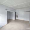 STUDIO APARTMENT TO LET thumb 9