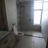 Lavishly furnished 3bedroomed apartment, all ensuite  dsq thumb 2