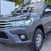 TOYOTA Hilux thumb 2