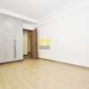 2 Bed Apartment with Gym in Riverside thumb 15