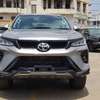 Toyota Fortuner Silver 2018 4wd thumb 0