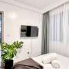 Serviced 2 Bed Apartment with En Suite at Riverside thumb 2