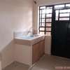 NEWLY BUILT EXECUTIVE ONE BEDROOM FOR 20,000 Kshs. thumb 9