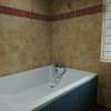 5 Bed House with En Suite in Rosslyn thumb 12