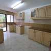 3 bedroom to let in kilimani off riara road thumb 7