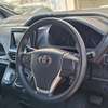Toyota Noah Hybrid Silver 2018 thumb 4