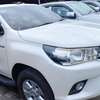 Toyota Hilux double cabin white 2017 thumb 0