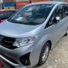 Honda Stewagon silver 2017 thumb 0