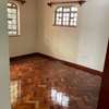 5 Bed Townhouse with En Suite in Nyari thumb 31