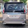 Nissan  Serena hybrid thumb 8