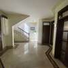 5 Bed Townhouse with En Suite in Riverside thumb 14