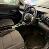 Toyota yaris  cross thumb 3