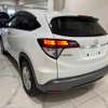 Honda Vezel hybrid white 2017 2wd thumb 11