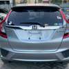 Honda Fit hybrid Silver 2017 thumb 6