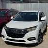 Honda vezel Hybrid white 2018 thumb 1