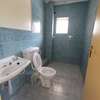 1.5 ac commercial property for rent in Riverside thumb 20