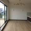3 Bed Apartment with En Suite in Rosslyn thumb 15
