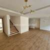 4 Bed Apartment with En Suite in Rosslyn thumb 0