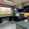 3 Bed Apartment with En Suite in Riverside thumb 14